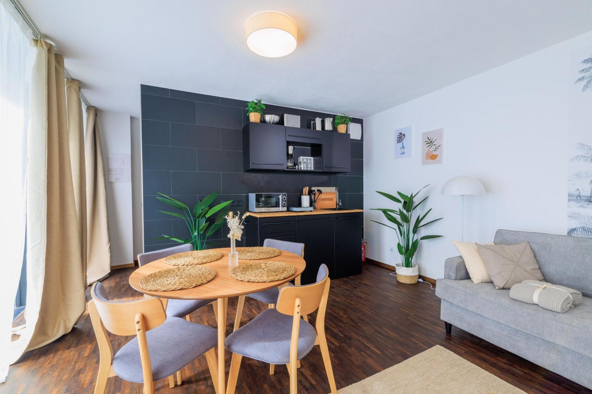 Global Living - Design Apartment I Rathausplatz I Kitchen I Augsburg Exterior foto